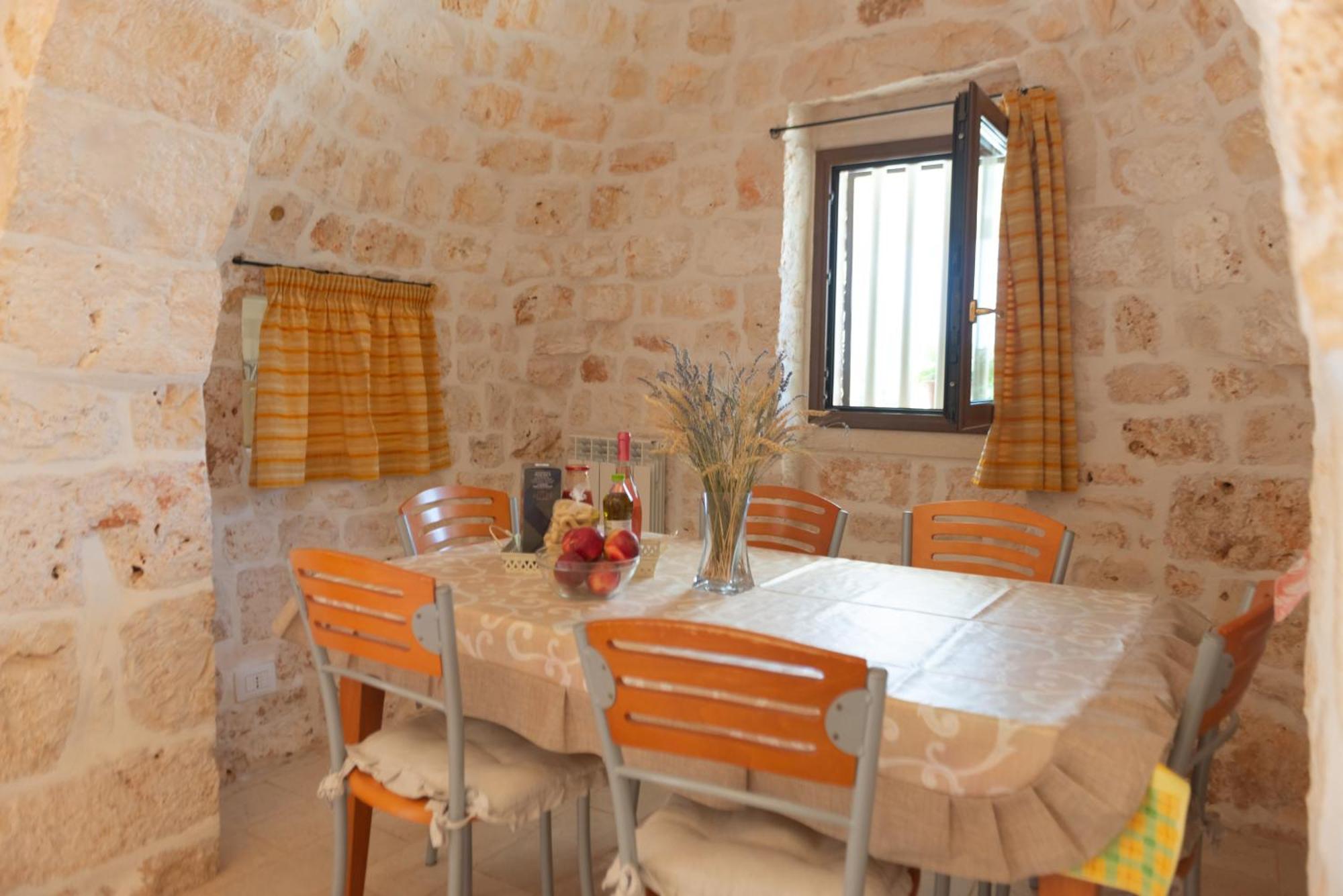 Villa Trullo Filippo With Exclusive Pool à Cisternino Extérieur photo