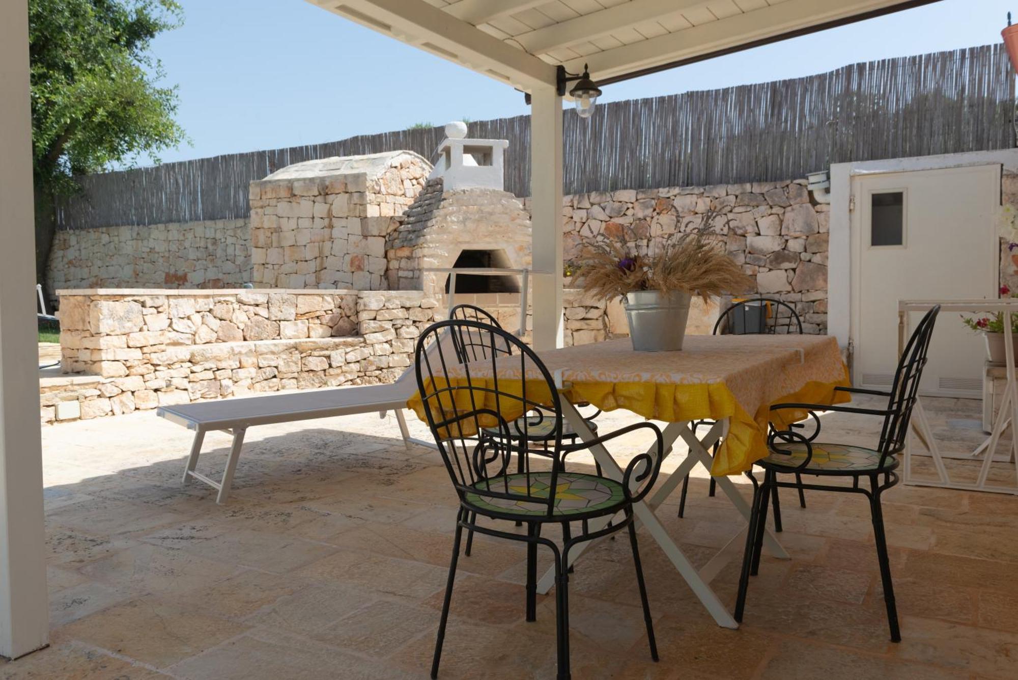 Villa Trullo Filippo With Exclusive Pool à Cisternino Extérieur photo